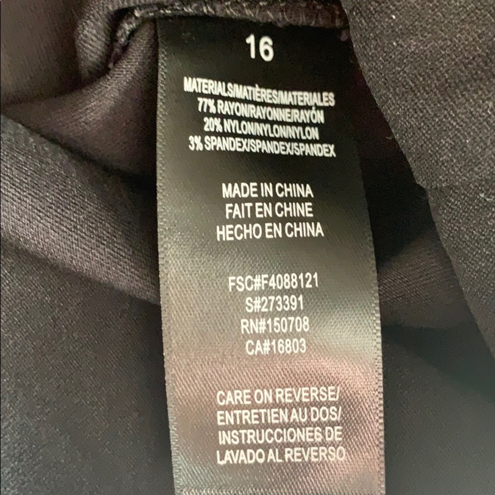Slacks/pants. - Picture 4 of 4